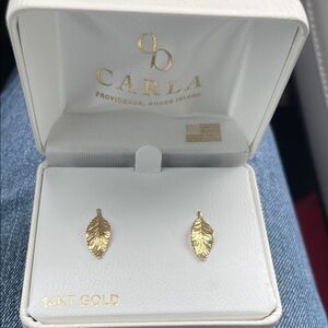 Solid 14kt gold- Leaf shaped earrings